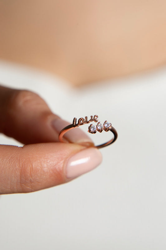 LOVE RING