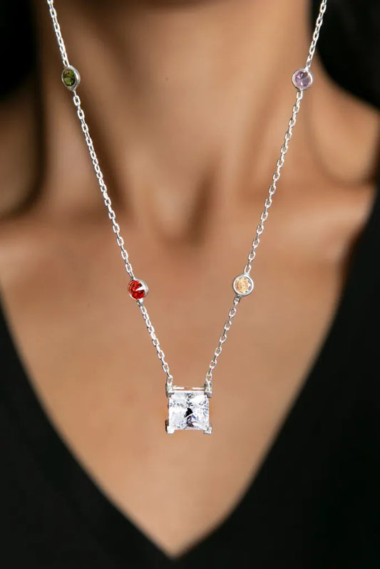 VINTAGE COLORS NECKLACE