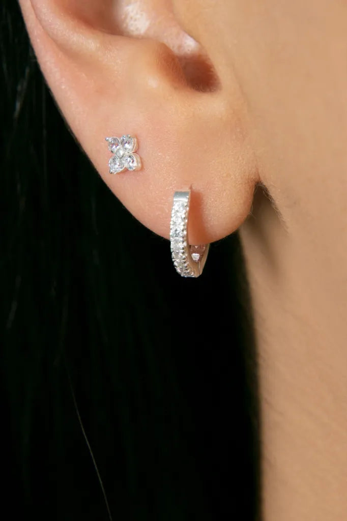 MINIMAL FLOWER OHRSTECKER