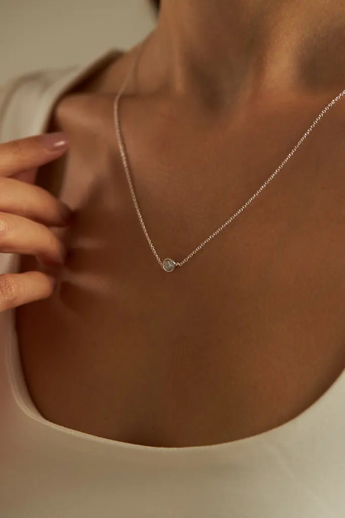 SINGLE CRYSTAL HALSKETTE