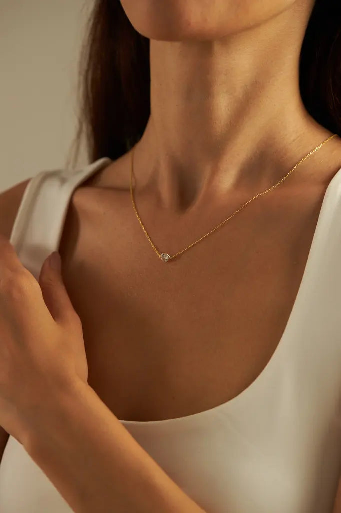 SINGLE CRYSTAL HALSKETTE