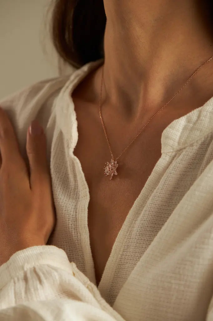 PURE LOTUS HALSKETTE