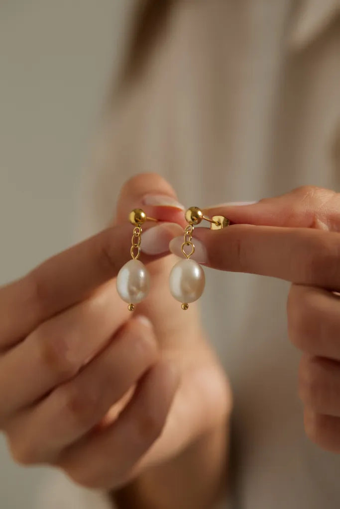 SINGLE PEARL OHRRING