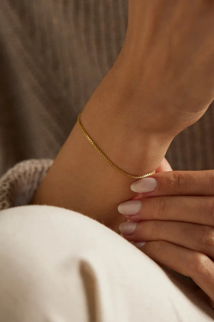 SIMPLICITY GOLD ARMBAND