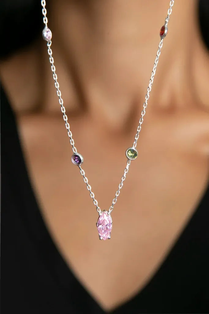 ROSE COLORS HALSKETTE