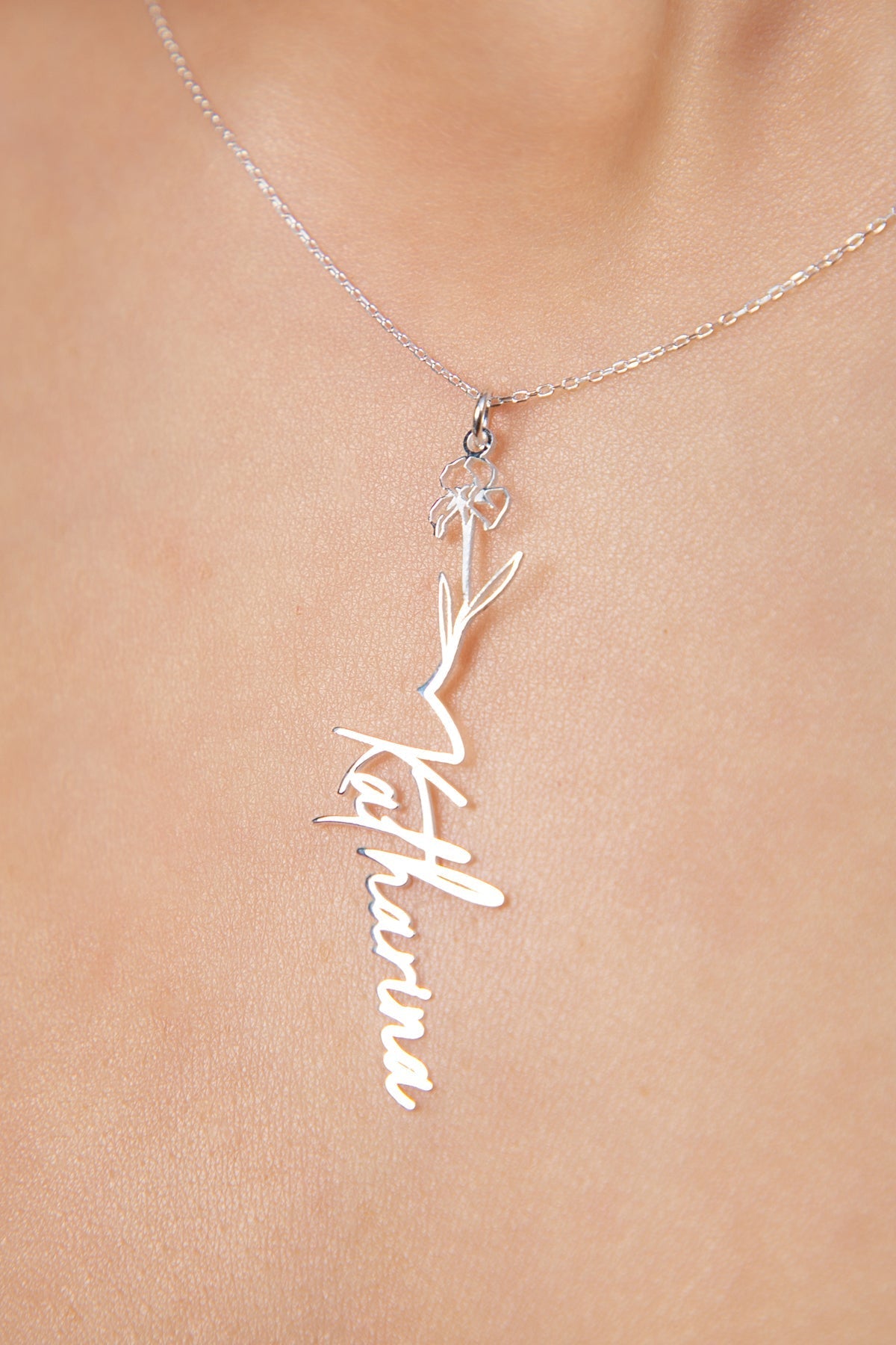 471293-halskette-birthflower-einzelstück