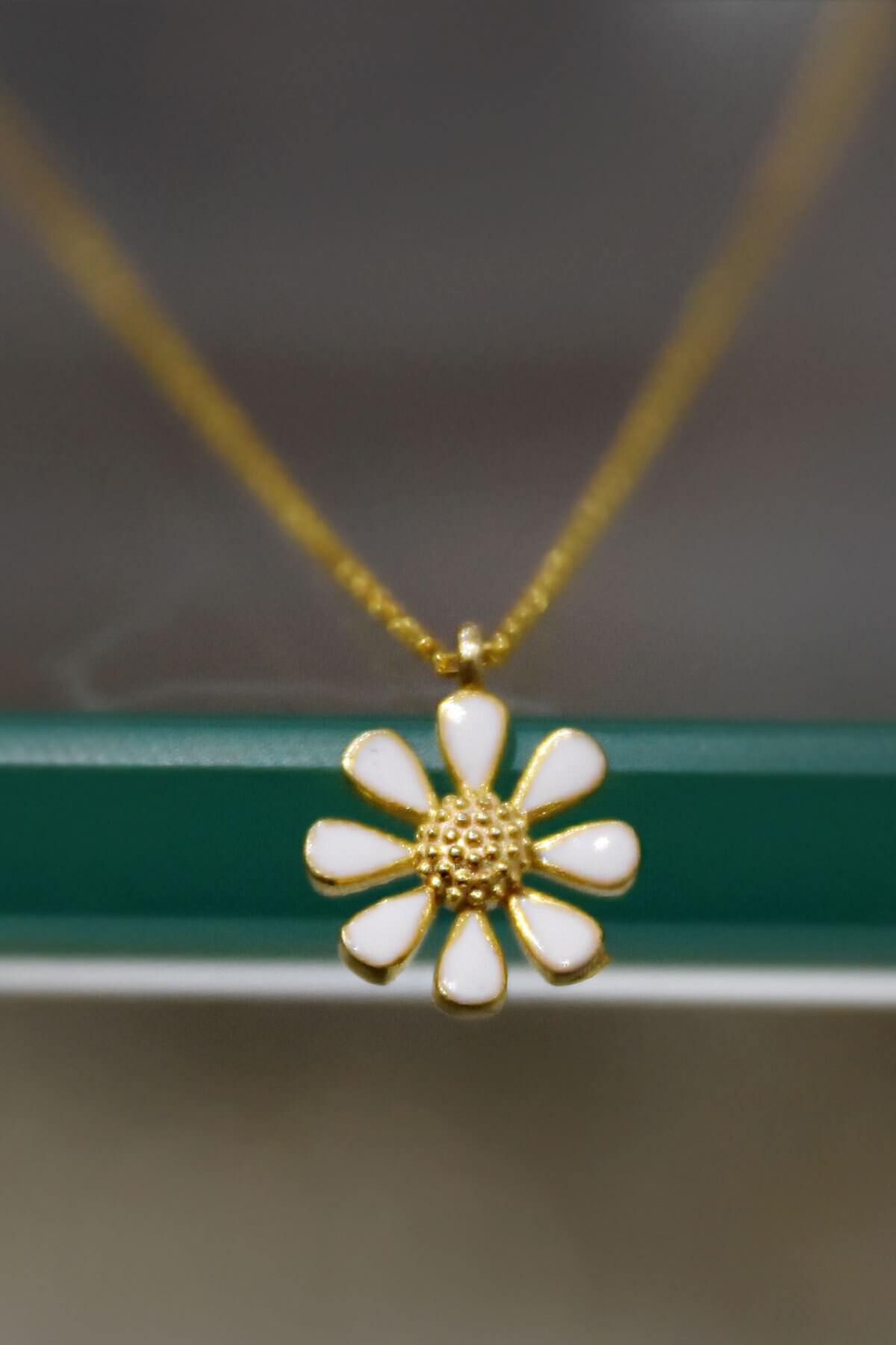 einzelstück-haslkette-daisy-gold