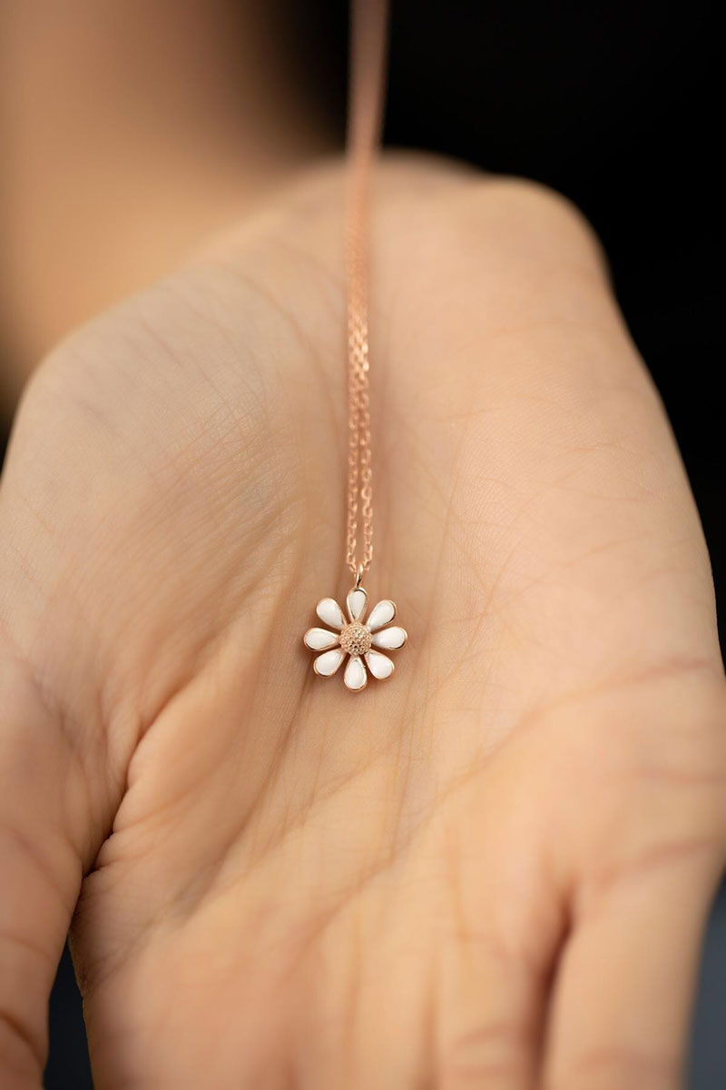DAISY NECKLACE ROSE GOLD